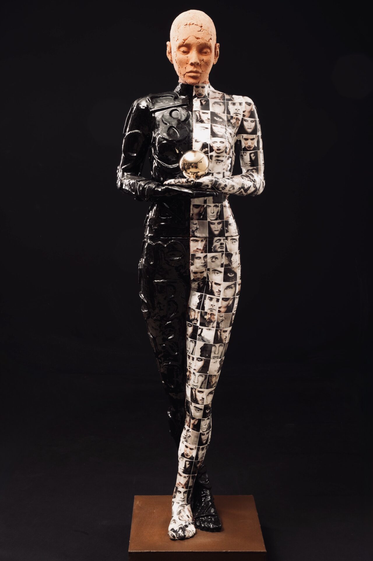 Girl with silver ball-kopia