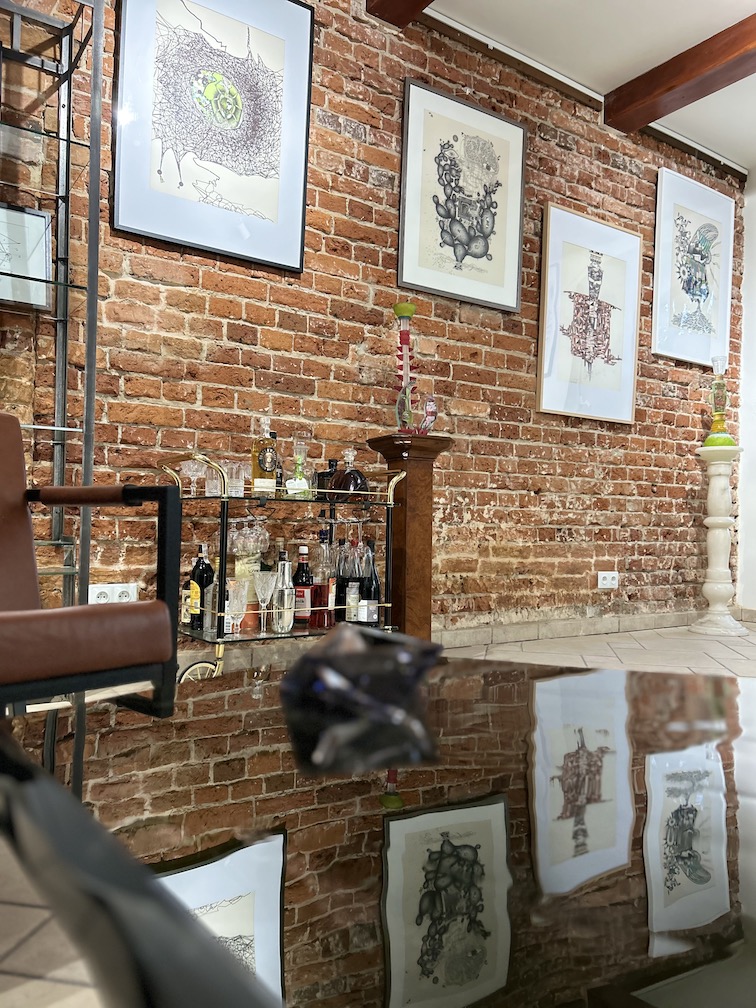 Versus Studio & Art Gallery